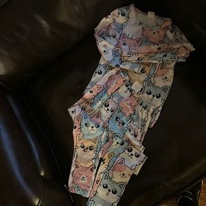 Toddler girl cats pajamas. Size 4y